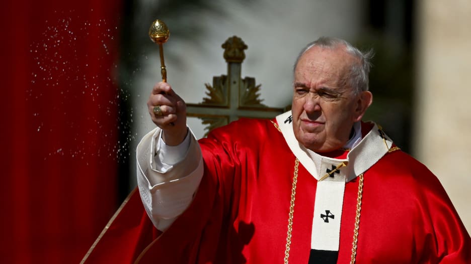البابا فرنسيس يدعو إلى وقف إطلاق النار في عيد الفصح بأوكرانيا