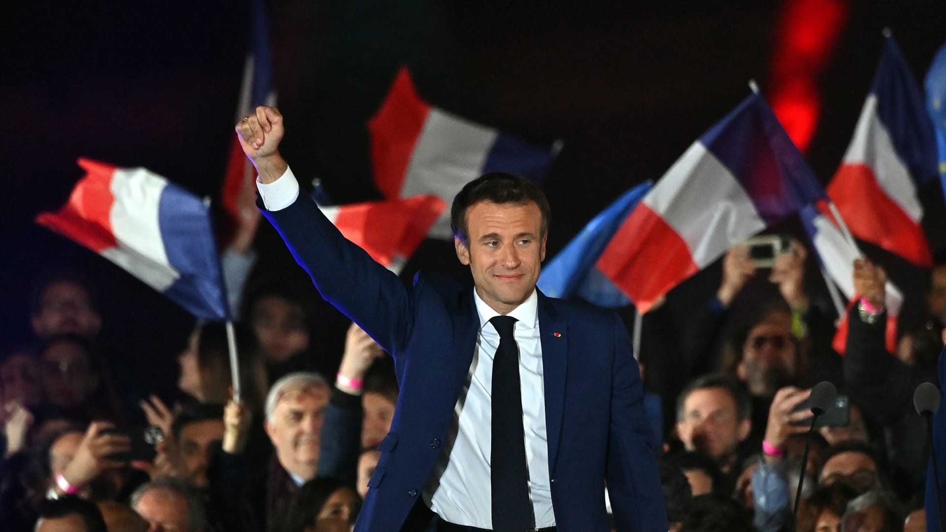 نتائج أولية: ماكرون يفوز بولاية ثانية كرئيس لفرنسا