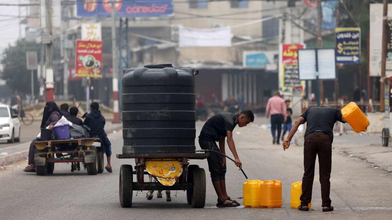 مع تصاعد أزمة المياه في غزة.. خريطة توضح المصادر الثلاث الرئيسية للماء بالقطاع