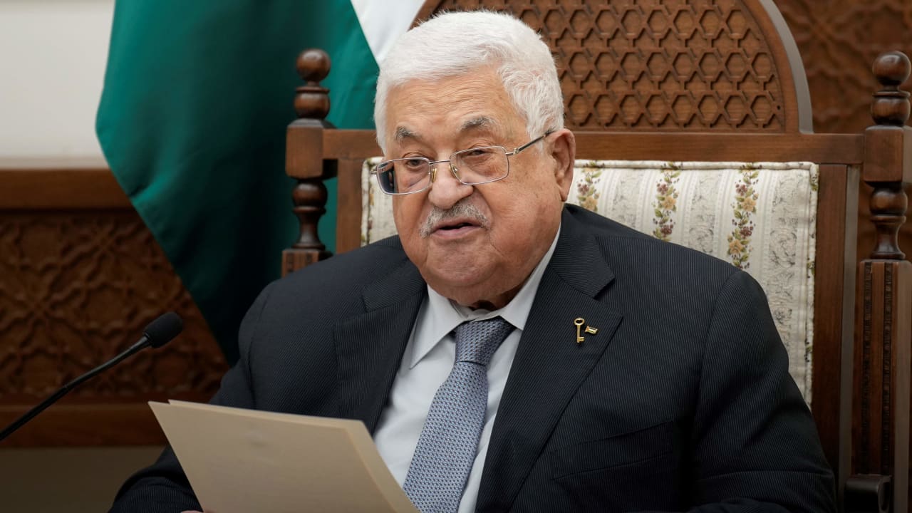 عباس: "لن نقبل بإعادة احتلال قطاع غزة أو اقتطاع أجزاء منه تحت أي مسمى"
