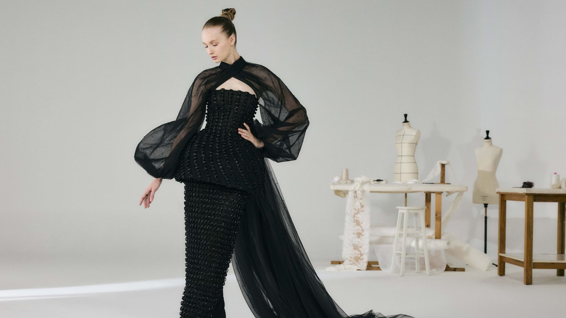 مصمما الأزياء جورج قزي وأسعد أسطا: نصمّم للمرأة التي تعيش حياتها بالكامل