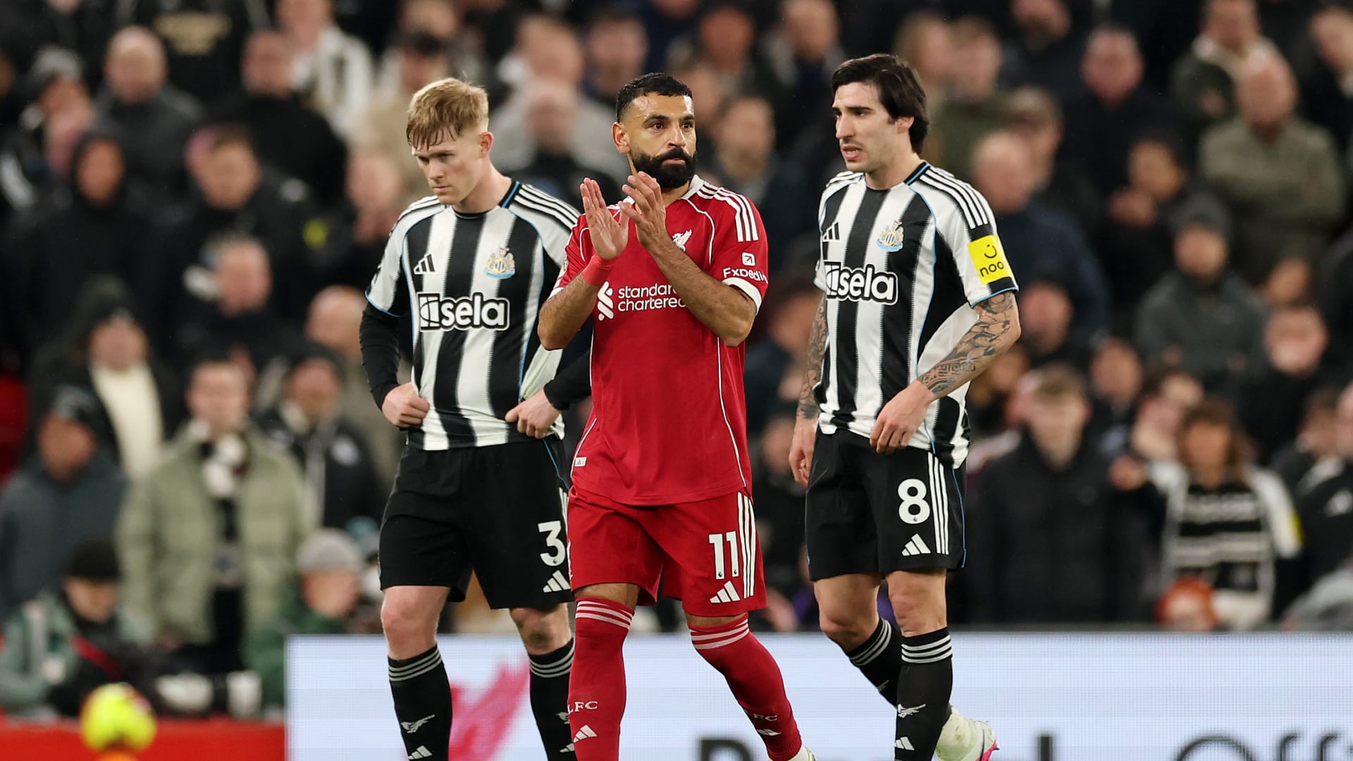 تصرف "لافت" من محمد صلاح مع مشجعي ليفربول بعد مباراة نيوكاسل