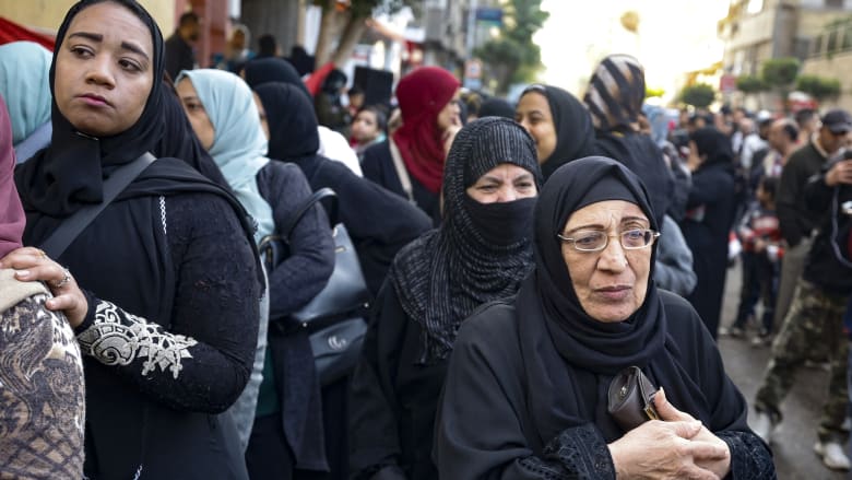 المصريون يختارون رئيسهم في خامس انتخابات رئاسية.. وحملات المرشحين تعلن عدم وجود تجاوزات أو خروقات