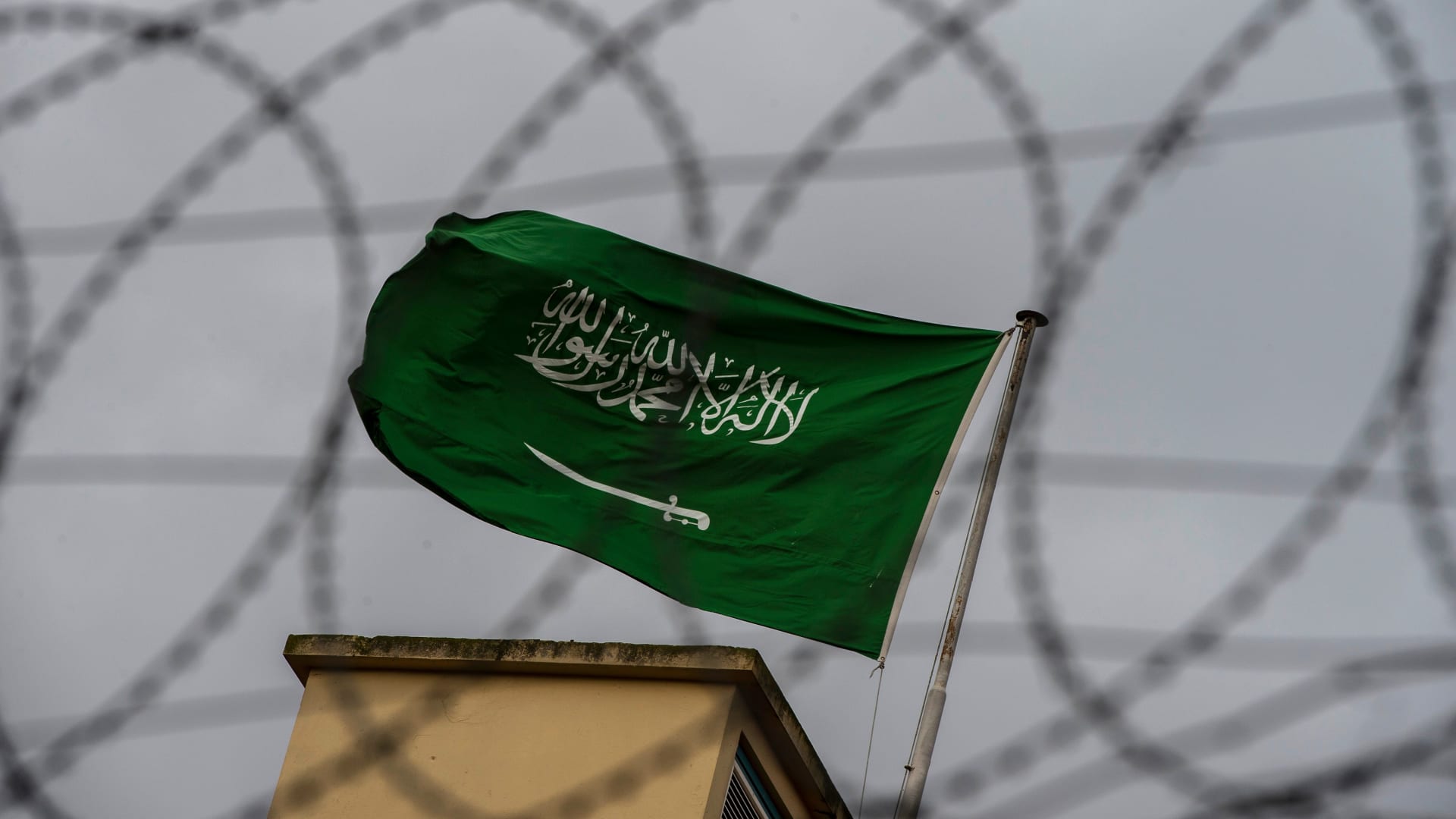 السعودية.. خطبة الجمعة تتطرق لتنفيذ حكم الإعدام بحق 81 شخصا