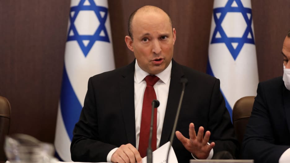 رئيس وزراء إسرائيل نفتالي بينيت: الموجة الخامسة من كورونا قد بدأت
