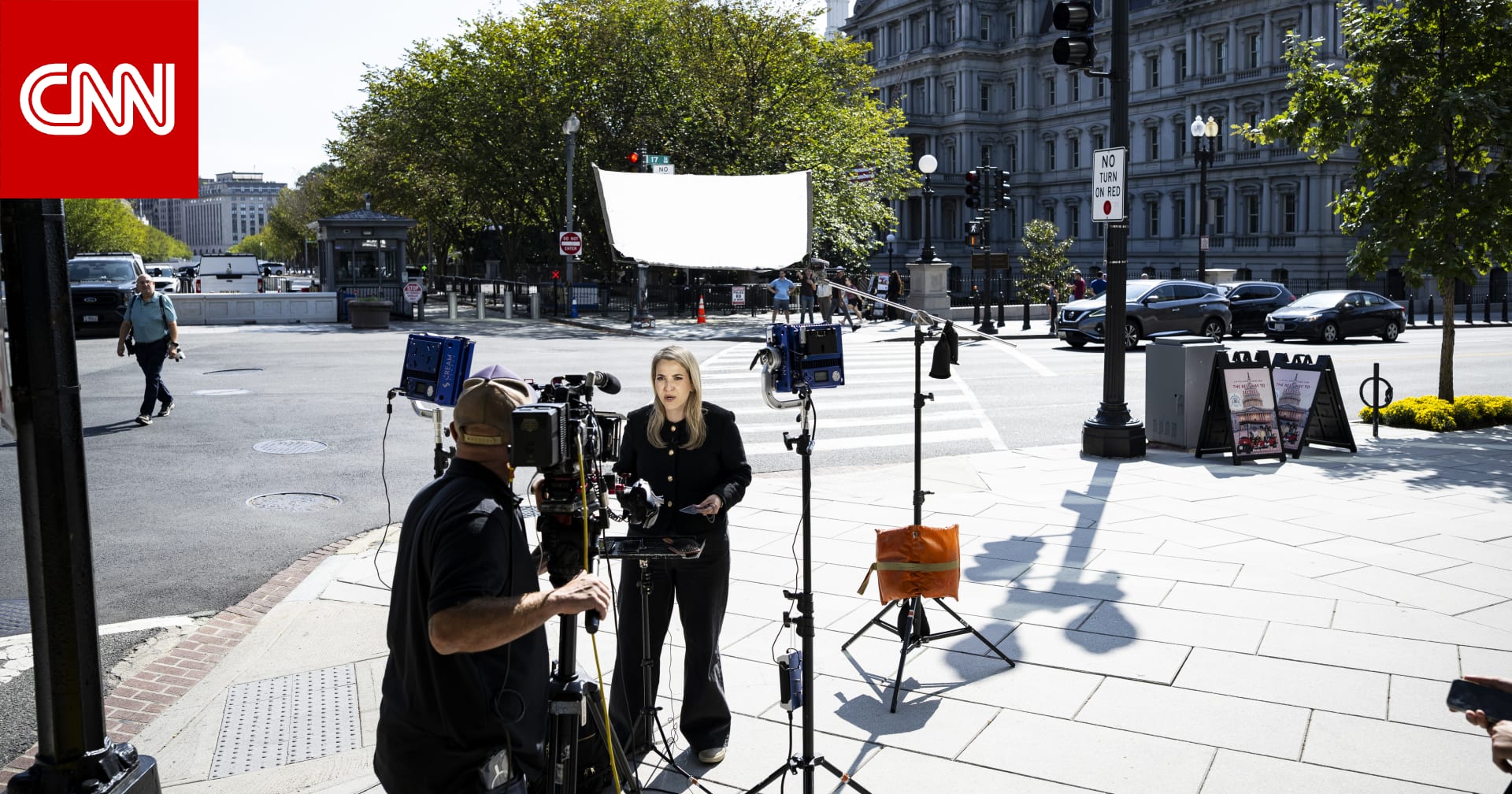 عاجل ... شبكتا CNN وMS Now وموقع Politico يقاضون ترامب بسبب منع دخولهم البيت الأبيض 
