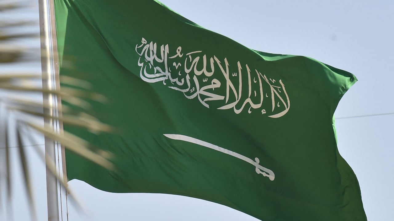 هيومن رايتس ووتش: الحكم على مدرس سعودي متقاعد بالإعدام بسبب تغريداته