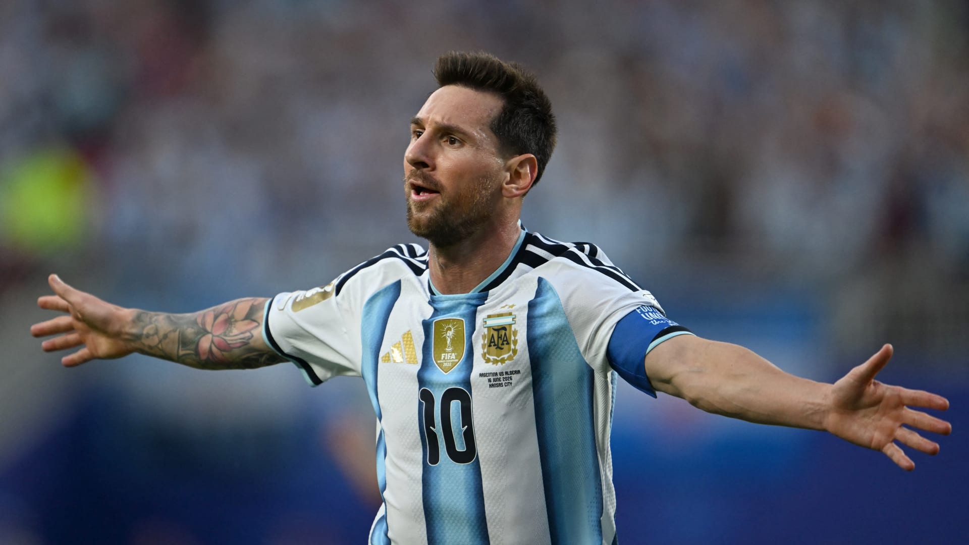 إليك 5 معلومات تلخص مسيرة ميسي مع منتخب الأرجنتين