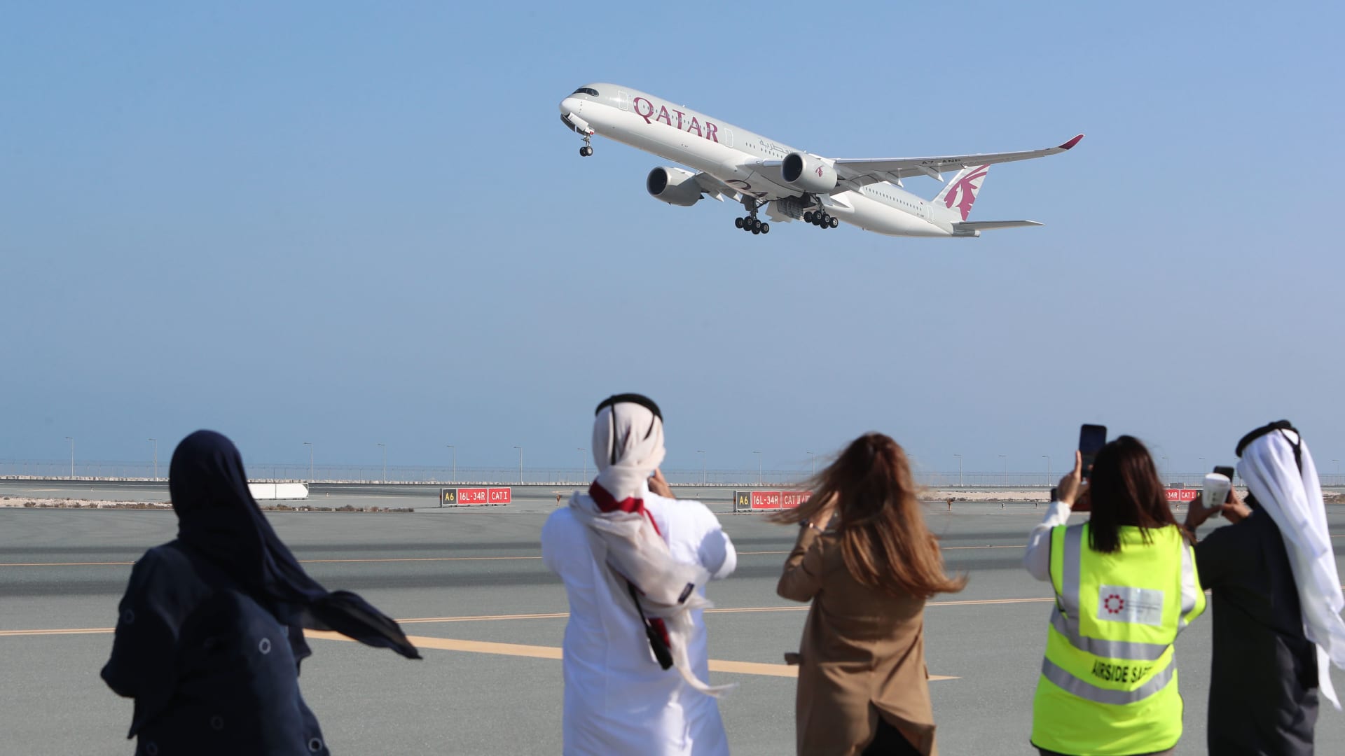 الخطوط القطرية تعلن استئناف رحلاتها إلى 3 مدن سعودية.. فما هي؟