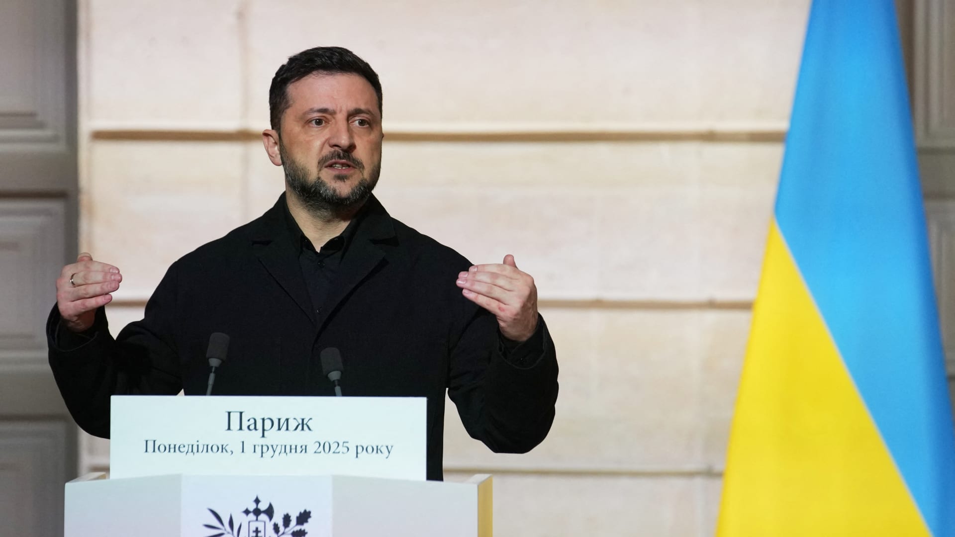 زيلينسكي يعلن حالة "التأهب القصوى" في أوكرانيا.. ويوضح السبب