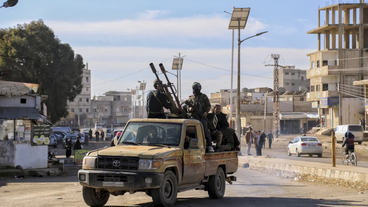 لأول مرة.. "داعش" يتبنى هجومين ضد قوات موالية للحكومة الجديدة في سوريا