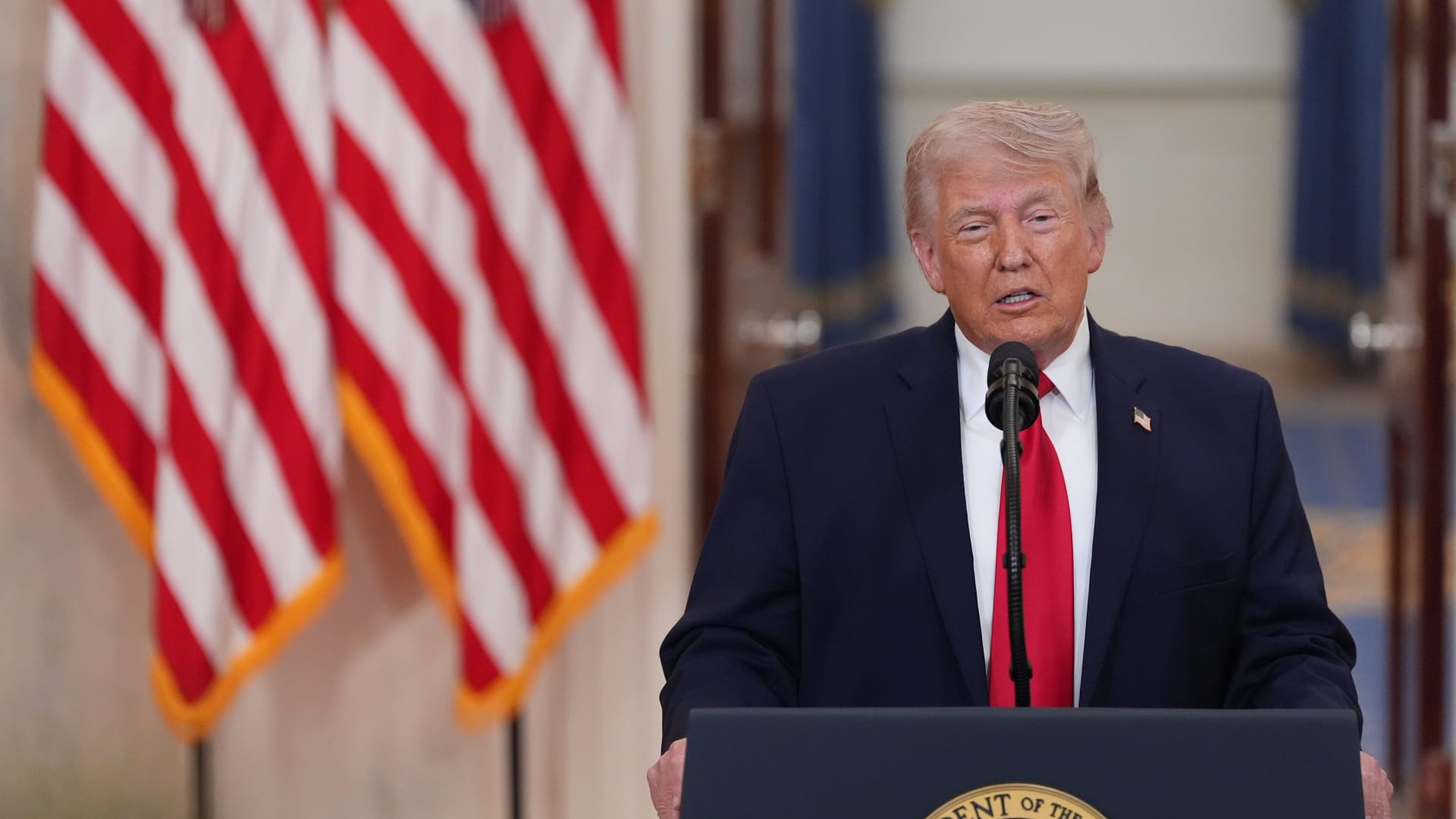 مستشارة سابقة في "البنتاغون" تعلق على تهديدات ترامب وموقف إيران في المفاوضات