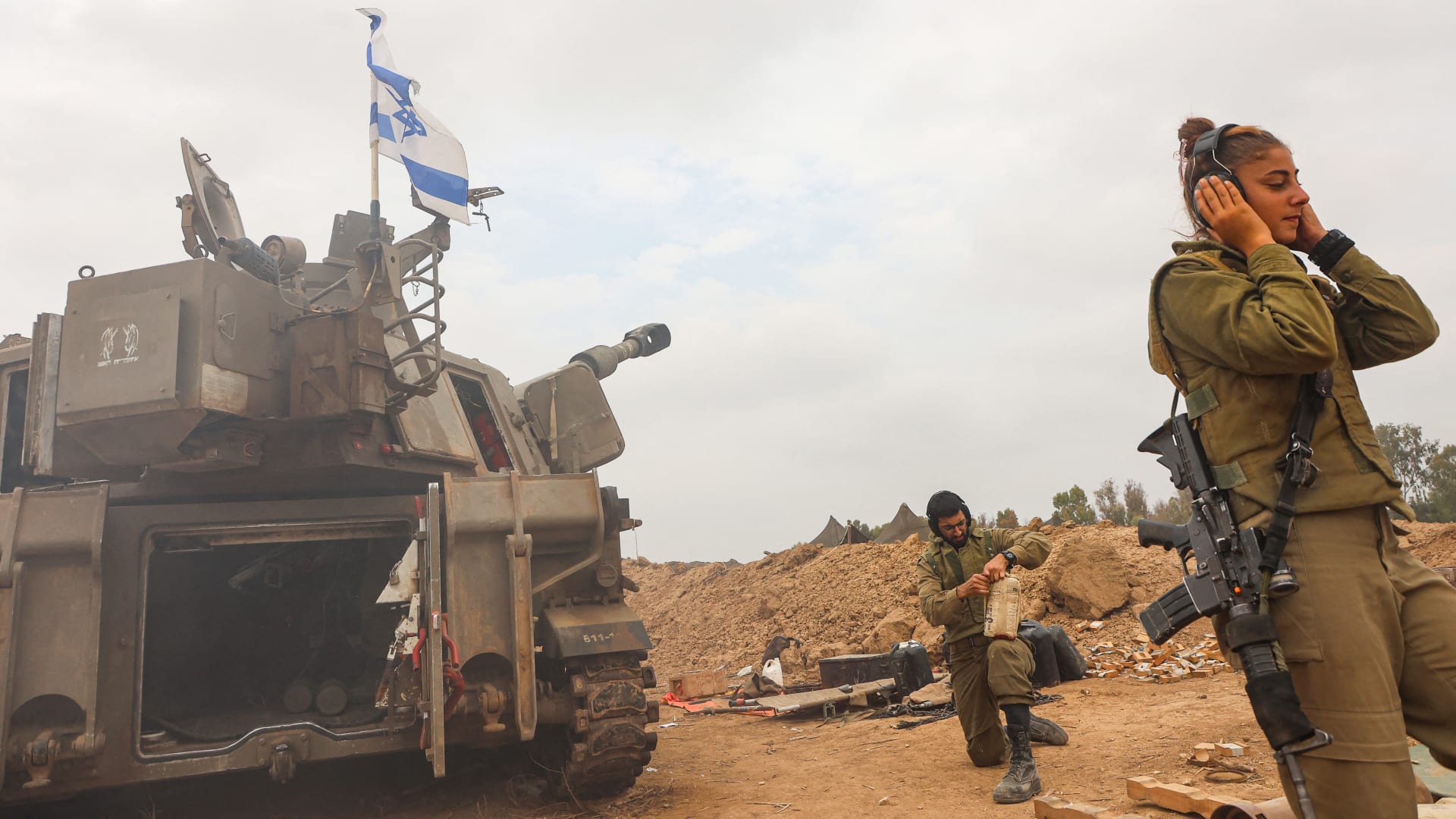 متحدث باسم الجيش الإسرائيلي لـCNN: مقتل مدنيين اثنين لكل مسلح من حماس نسبة "إيجابية للغاية"