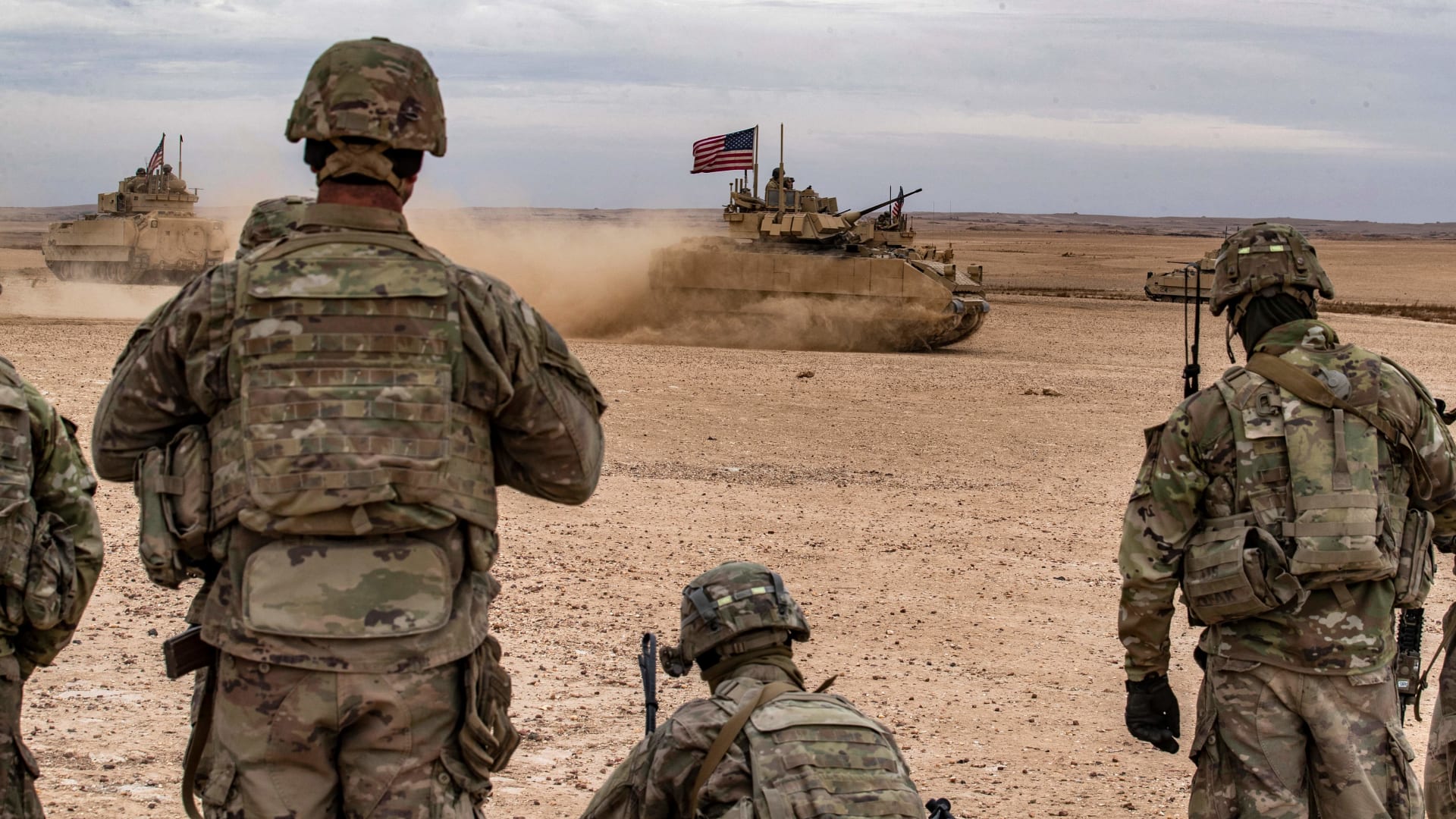 سوريا.. موقف الشرع وتفاصيل جديدة عن كمين داعش والجنود القتلى والمصابين