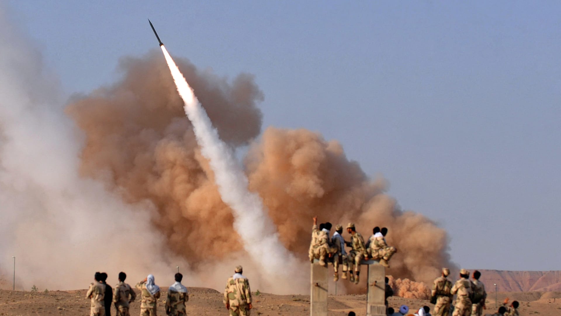 مصدر لـCNN: روسيا تستعد لشراء صواريخ باليستية من إيران.. والبيت الأبيض يعلق