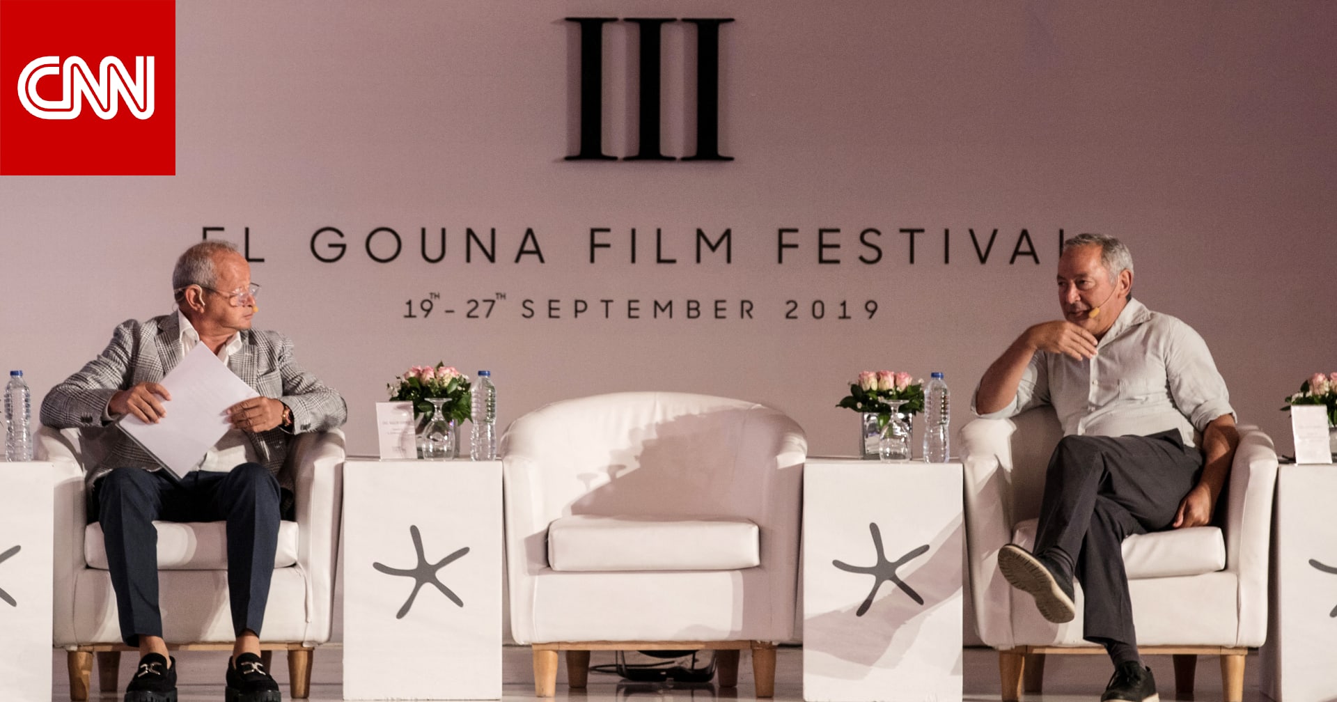 "النجاح من غير تعب غير ممكن".. نجيب ساويرس يرد على تصريح منسوب لشقيقه سميح عن علاقة العمل بالغنى