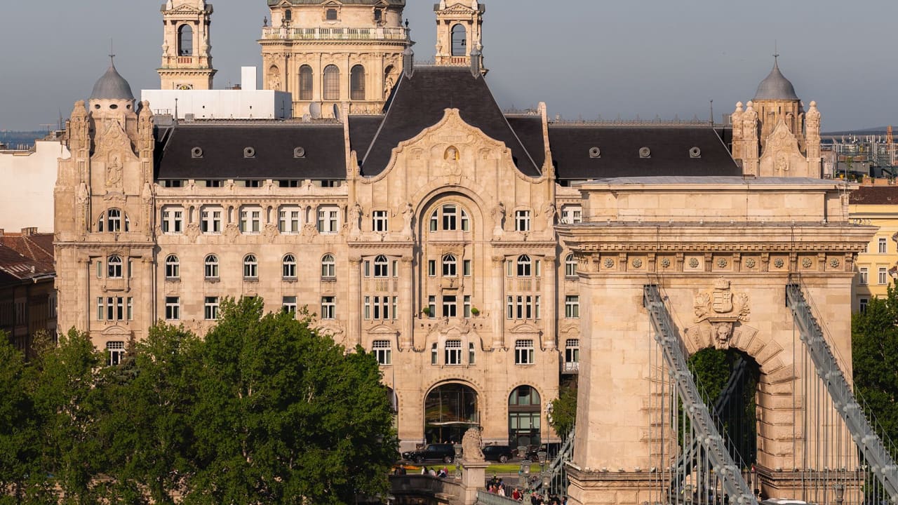 أسرار أعظم فندق في بودابست على الإطلاق