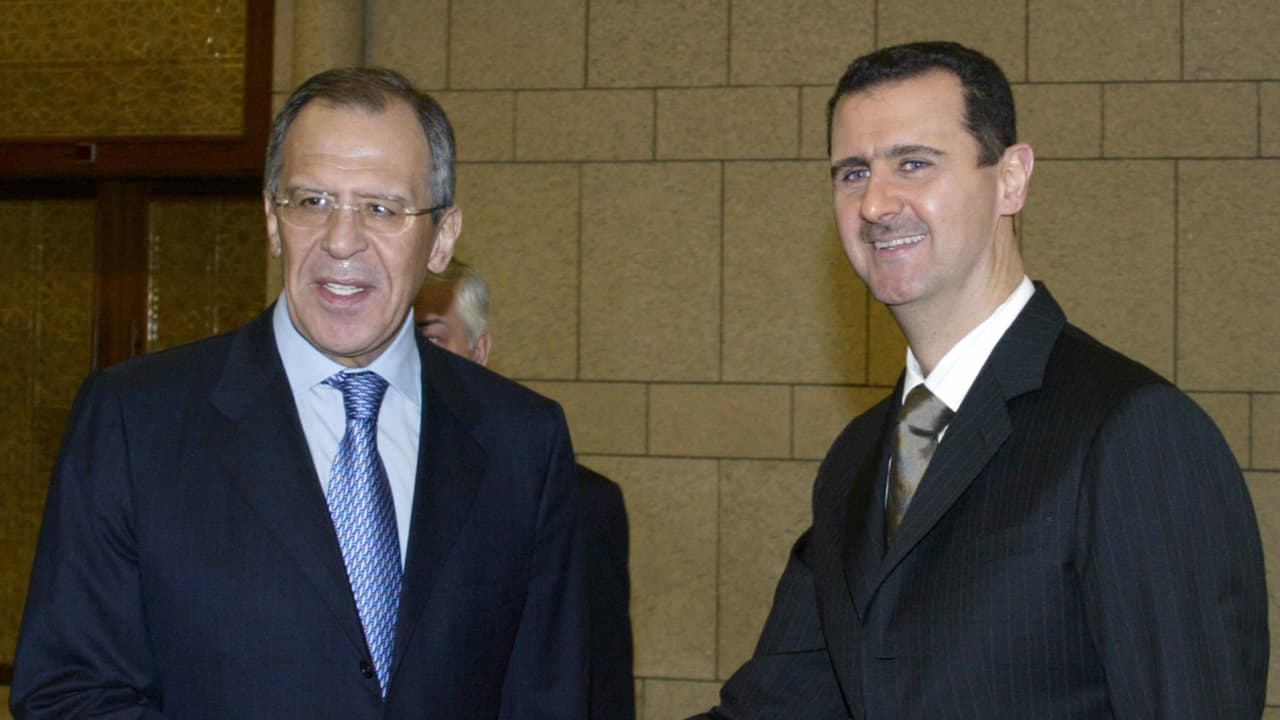 وزير خارجية روسيا يعلق على مذكرة الاعتقال بحق بشار الأسد