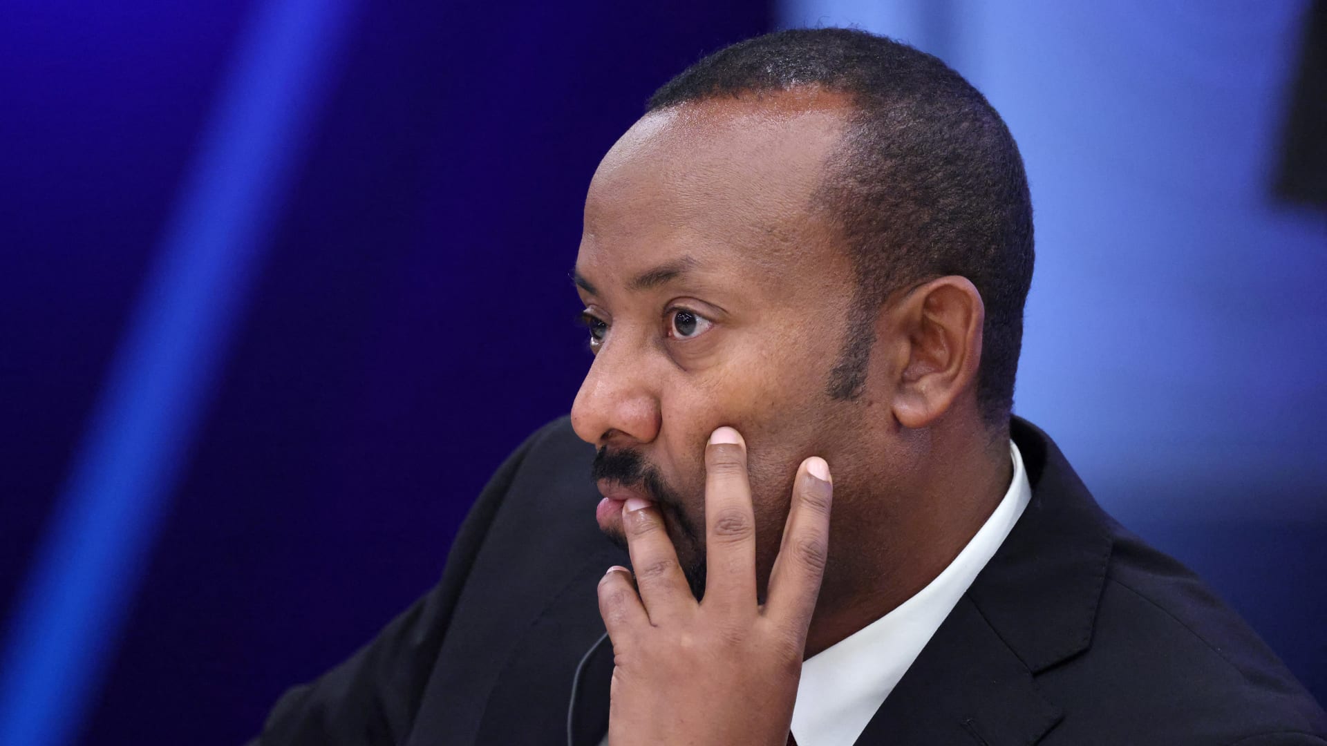 إثيوبيا تعلن دبلوماسيًا مصريًا "شخصًا غير مرغوب فيه" وتطالبه بمغادرة البلاد خلال 48 ساعة