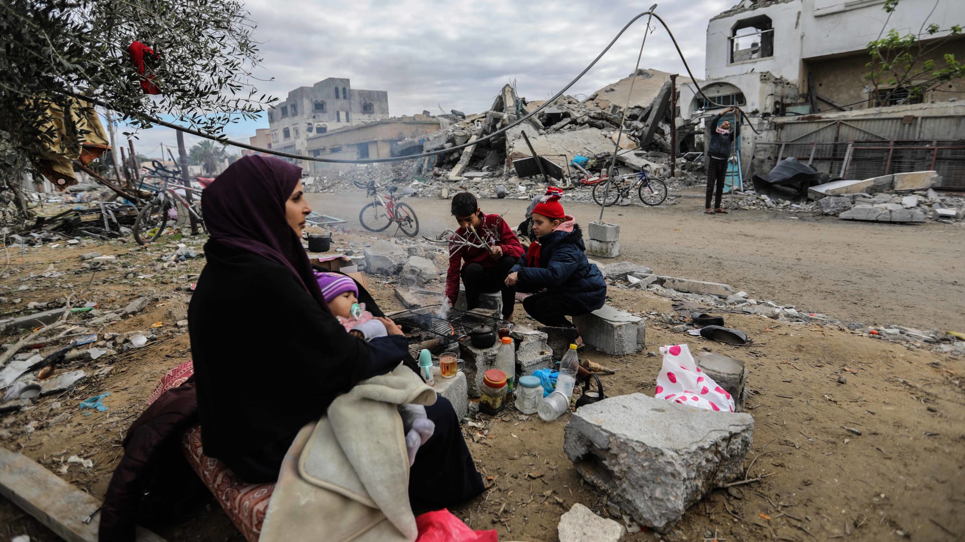 27 منظمة دولية تطلق نداء من الأردن لـ"تكثيف جهود الإغاثة" لغزة: "الوضع كارثي" 1 27 منظمة دولية تطلق نداء من الأردن لـ"تكثيف جهود الإغاثة" لغزة: "الوضع كارثي"