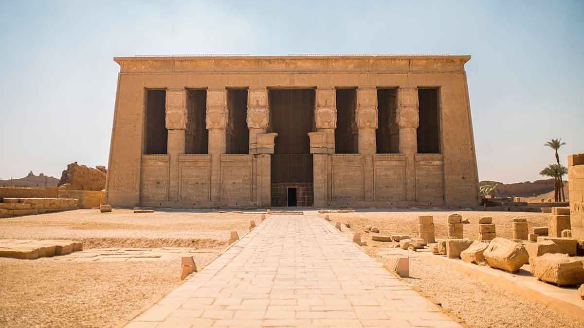 مصر..معبد دندرة ومنازل رشيد ضمن قائمة التراث بالعالم الإسلامي