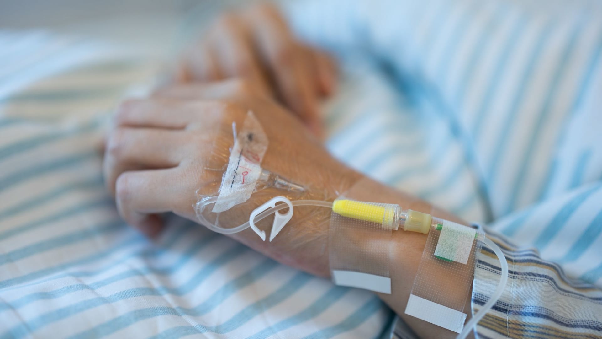 فاعلية علاج السرطان قد ترتبط بتوقيت تناوله خلال اليوم