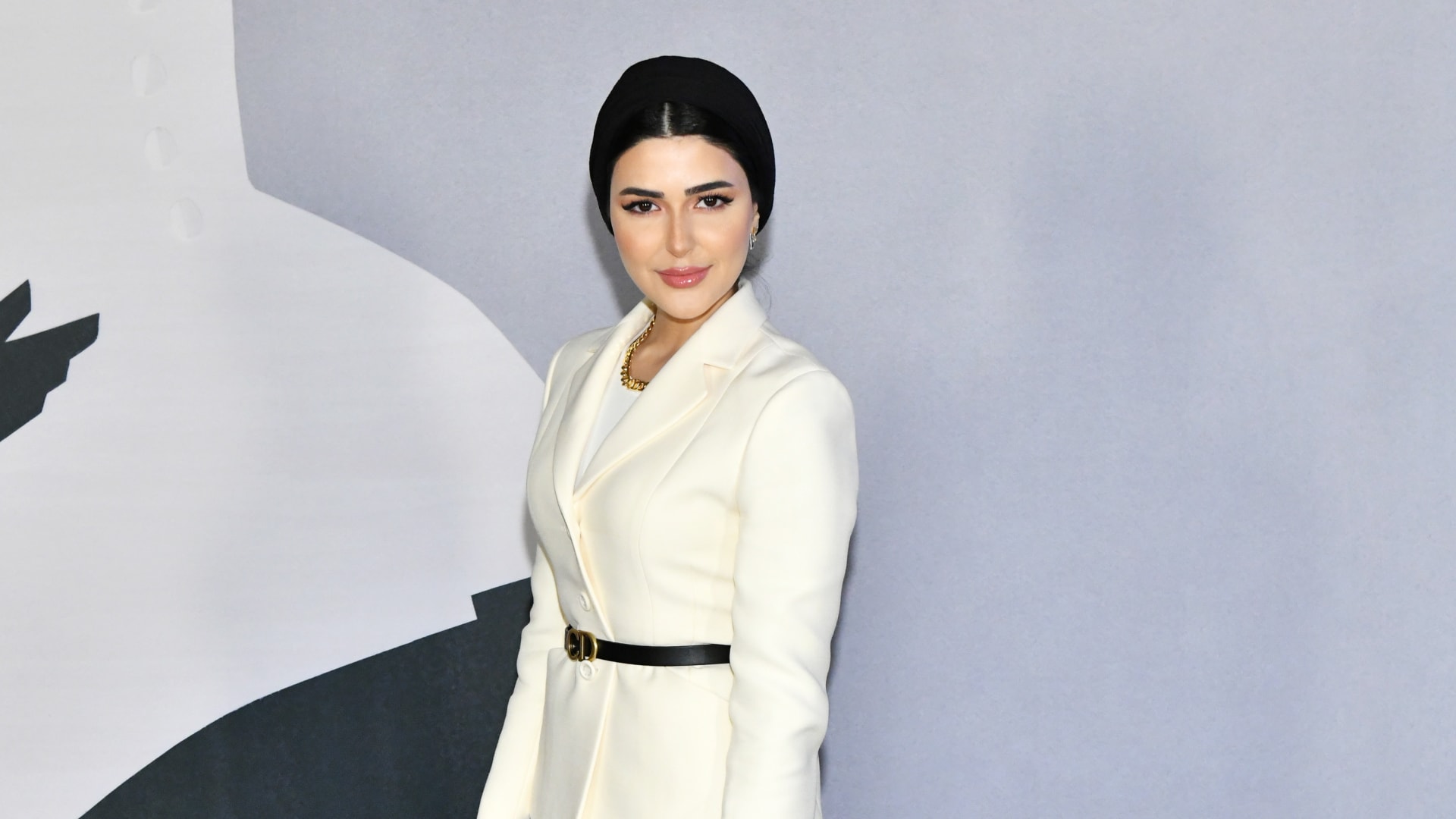 مدوّنة الموضة القطريّة حنين الصيفي: الموضة المحتشمة أناقة وثقة