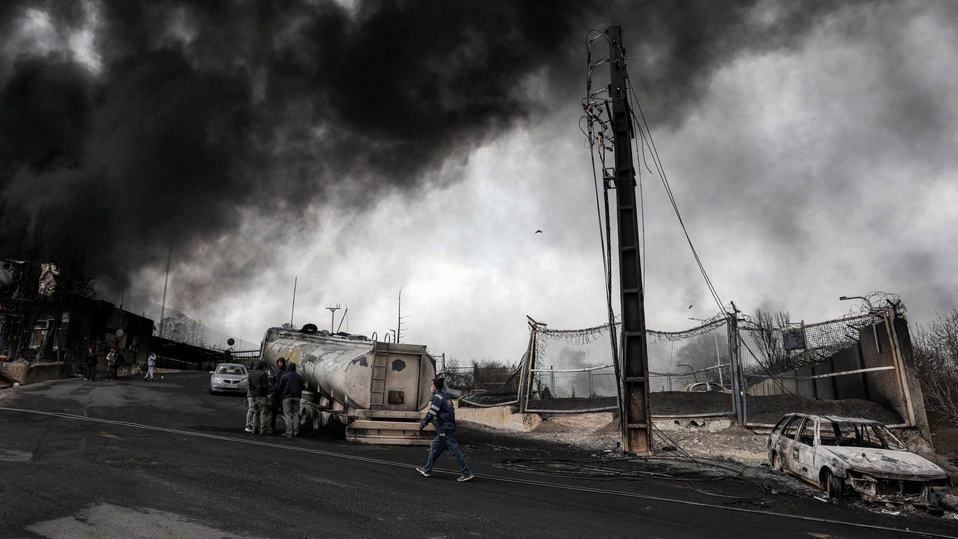 فريق CNN: سماع دوي عدة ضربات في أنحاء طهران الإثنين