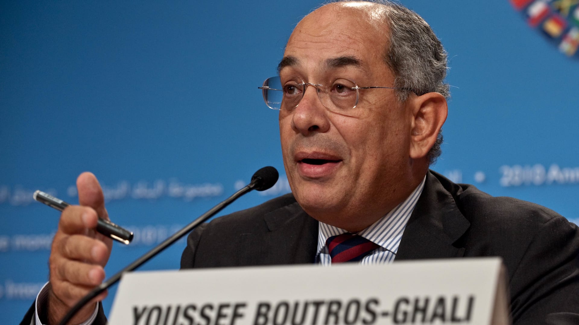 "عقلية محترمة"..علاء مبارك يعلق على تصريح ليوسف بطرس غالي حول مقترح "مقايضة الديون بأصول الدولة"