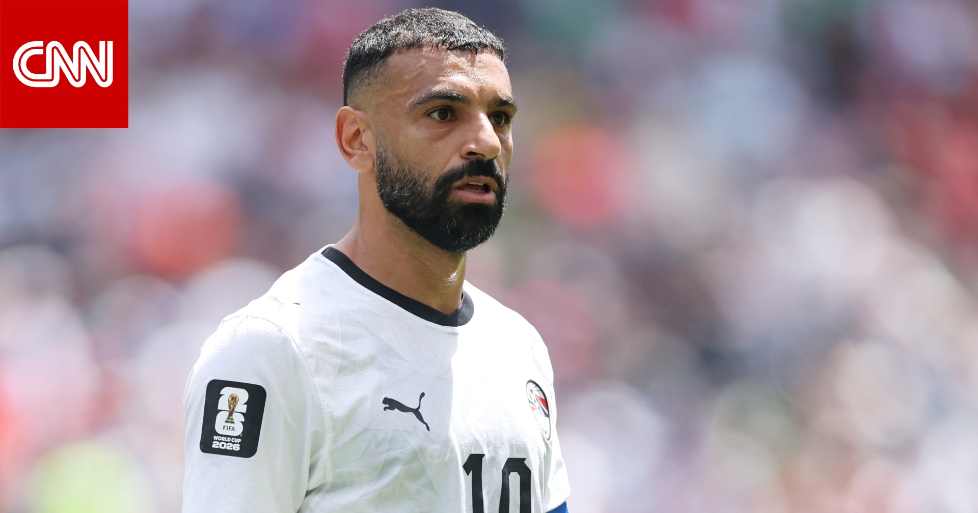 كأس العالم.. هذا ما فعله محمد صلاح مع حسام حسن لحظة انفعال المدرب على الحكم