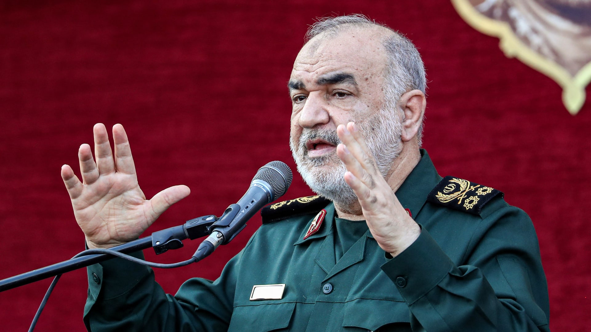 تزامنا مع أحداث غزة.. قائد الحرس الثوري الإيراني باستقبال أمين عام الجهاد الإسلامي: "التحرير أصبح استراتيجية"