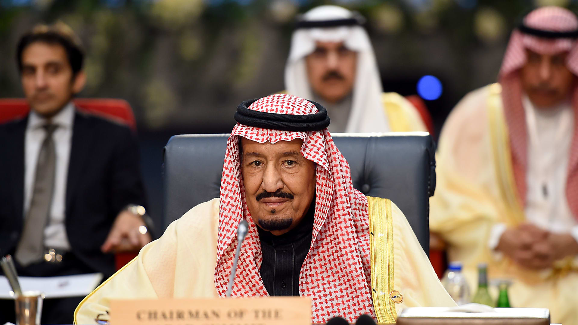 الملك سلمان يتلقى دعوة من العراق لحضور القمة العربية في بغداد