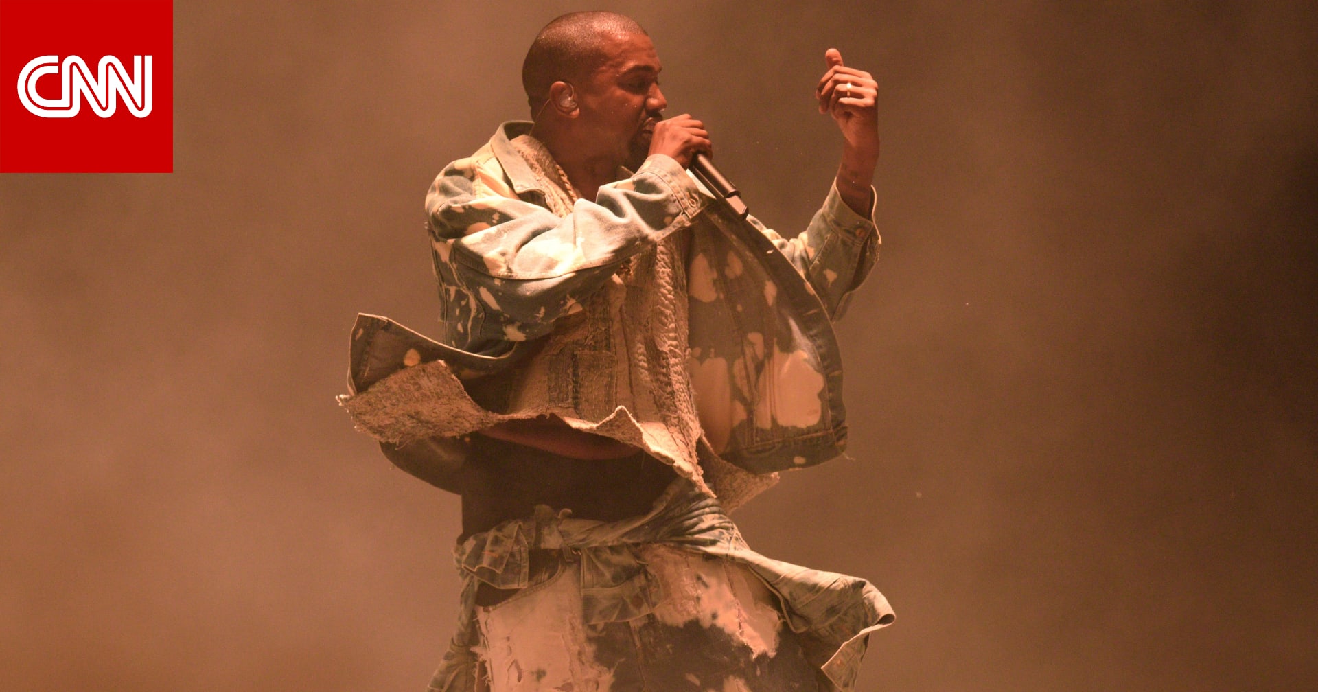 كانيي ويست.. النجم الممنوع من الغناء والمحتفى به في آنٍ واحد