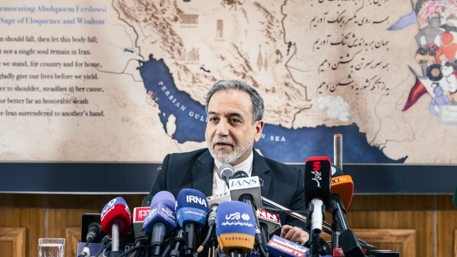 إيران تطلب انسحاب إسرائيل من لبنان كجزء من الاتفاق مع أمريكا