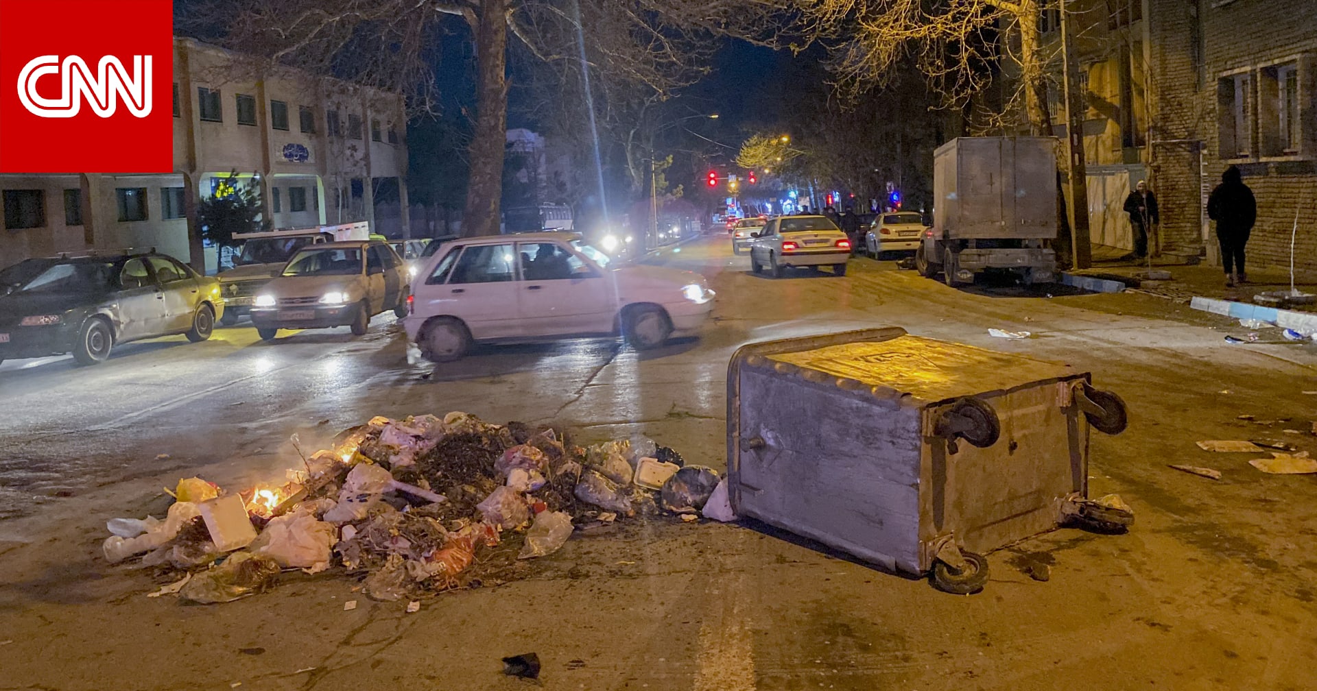 مسؤول إيراني يتوعد المتظاهرين "المخربين" بالإعدام.. وسط انقطاع شبه كامل للإنترنت