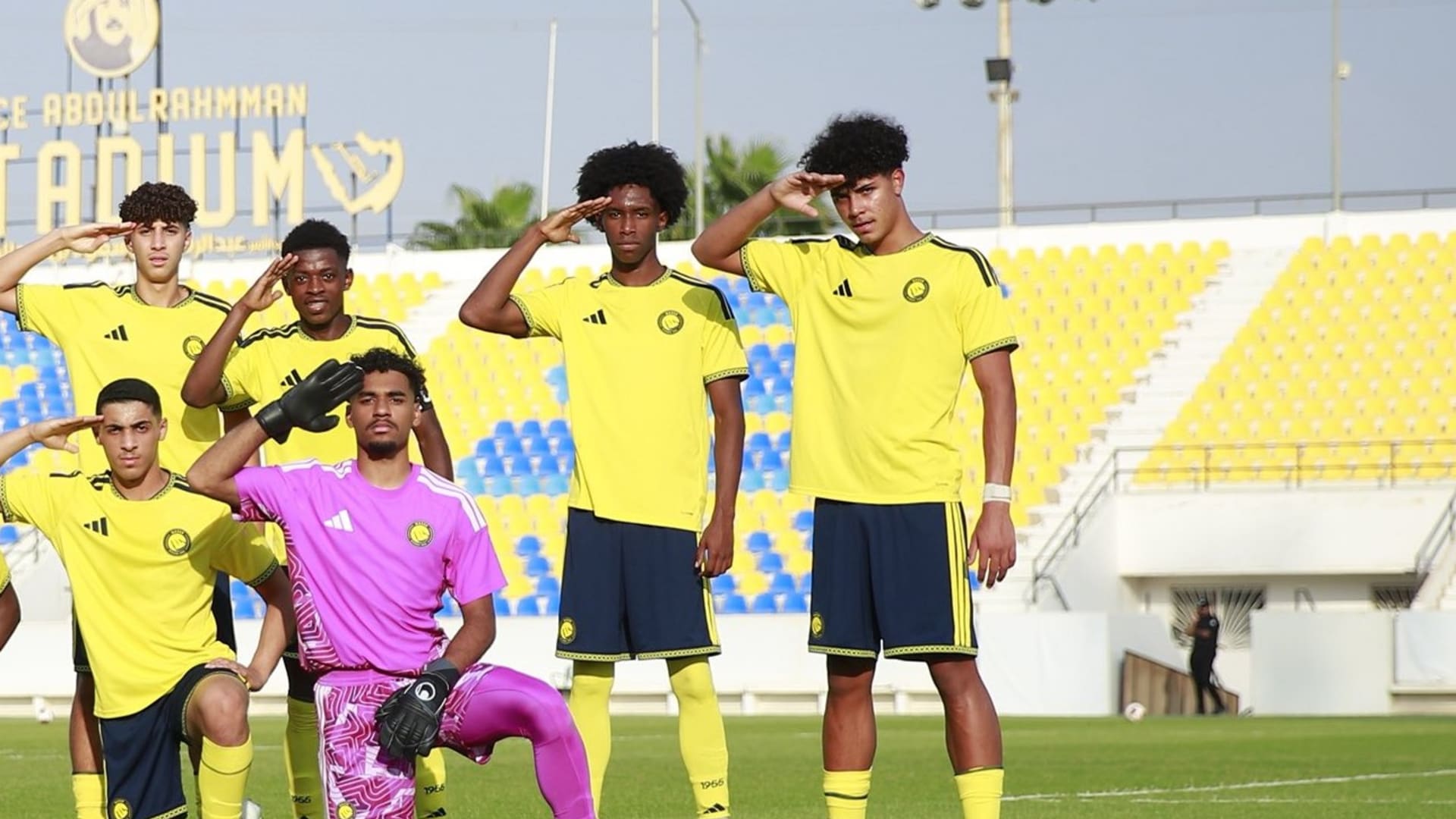 بـ"تحية عسكرية".. هكذا احتفل نجل رونالدو بهدفه مع النصر