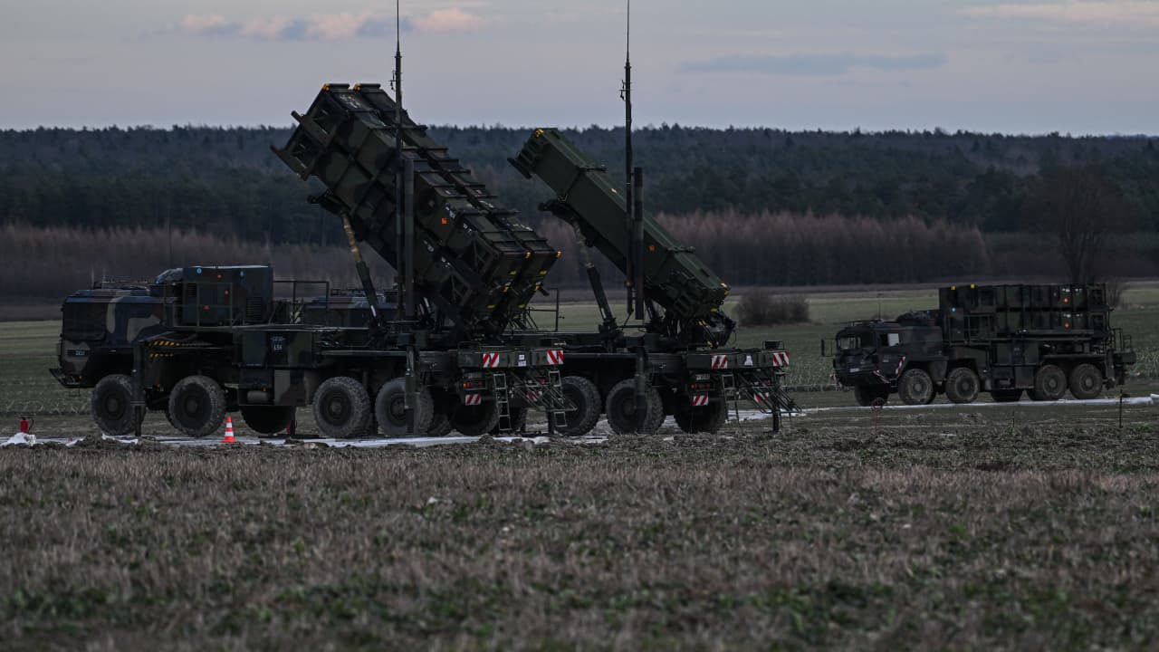 أمريكا تبحث إمكانية نقل صواريخ "باتريوت"من إسرائيل إلى أوكرانيا