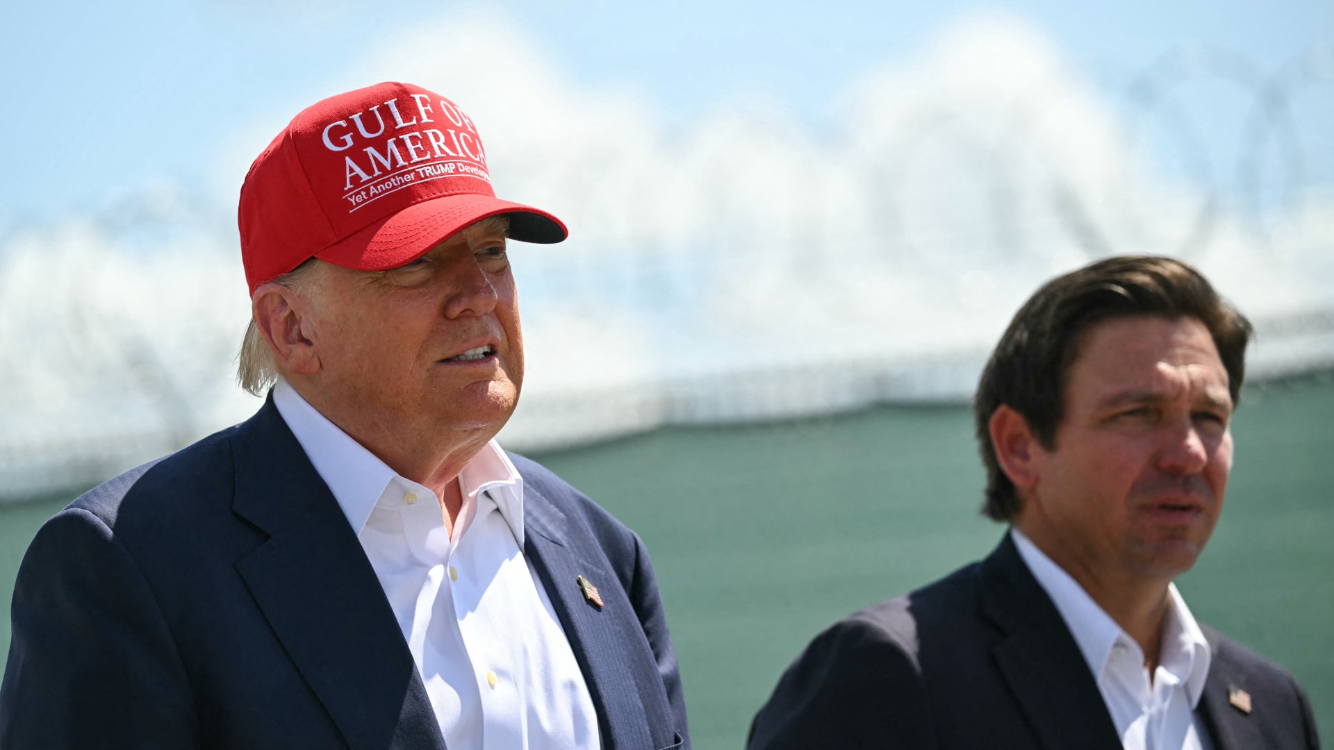 فلوريدا تصنف "الإخوان" و"كير" كـ"منظمتين إرهابيتين".. وحاكم الولاية يعلق