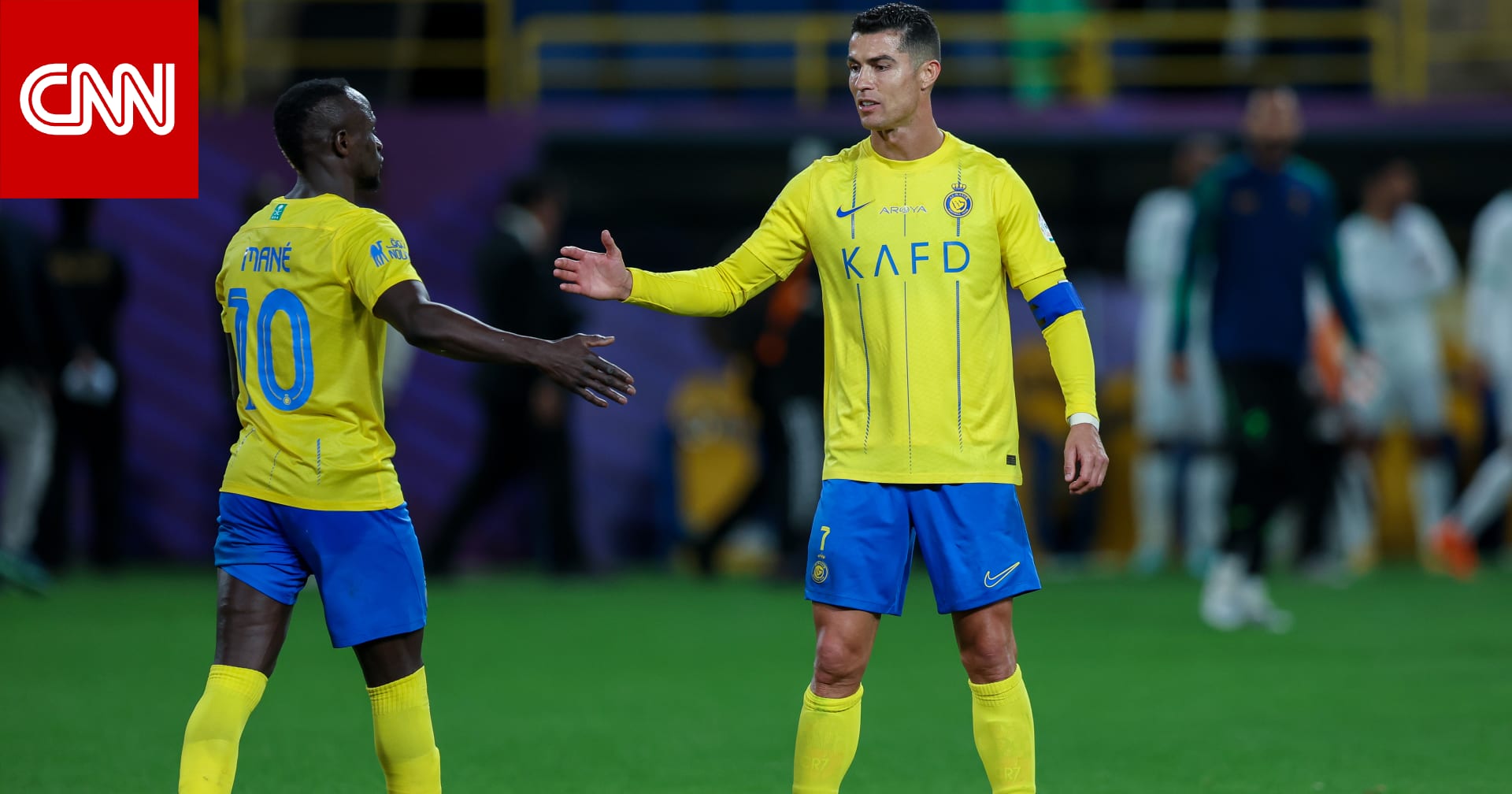 هذا ما فعله رونالدو بعد طرد زميله ماني في مباراة النصر والاتحاد 