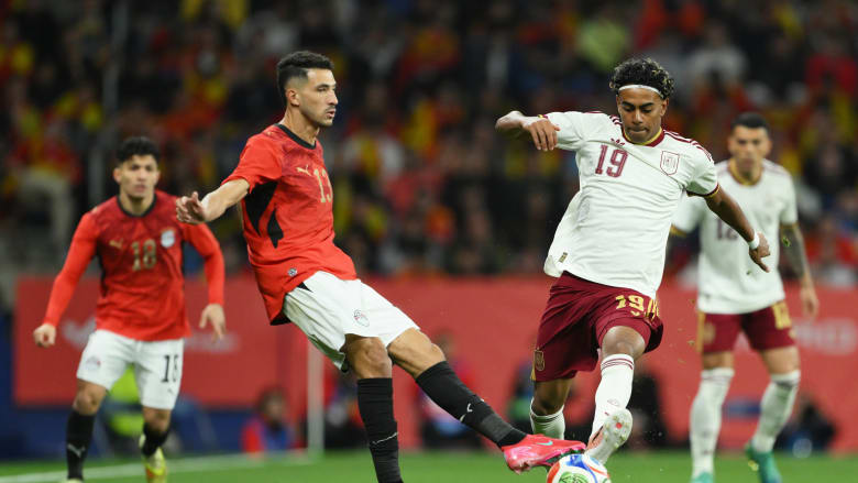 هُتافات "معادية للمسلمين" في مباراة مصر وإسبانيا.. ومسؤول رياضي يعلق