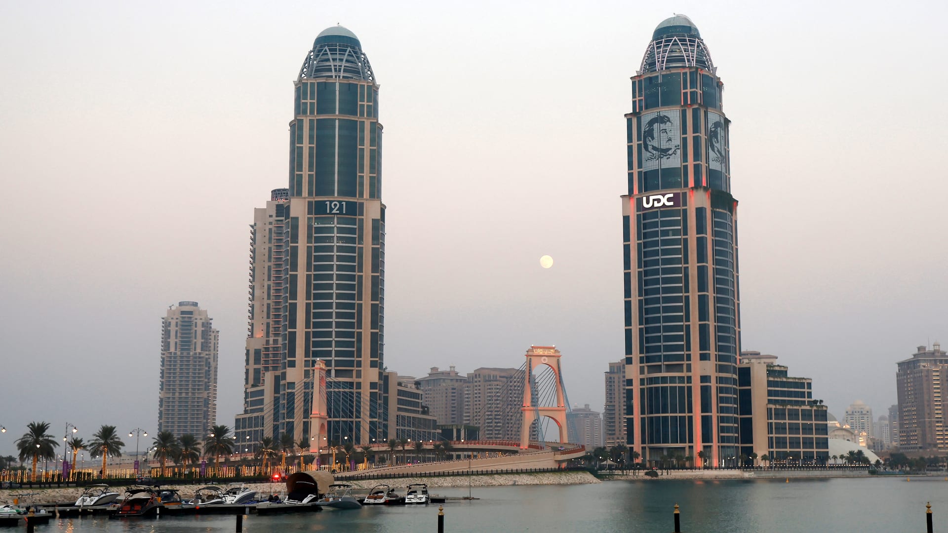 قطر تعلن إيقاف الملاحة الجوية فوق أجوائها مؤقتا "بسبب الأوضاع في المنطقة"