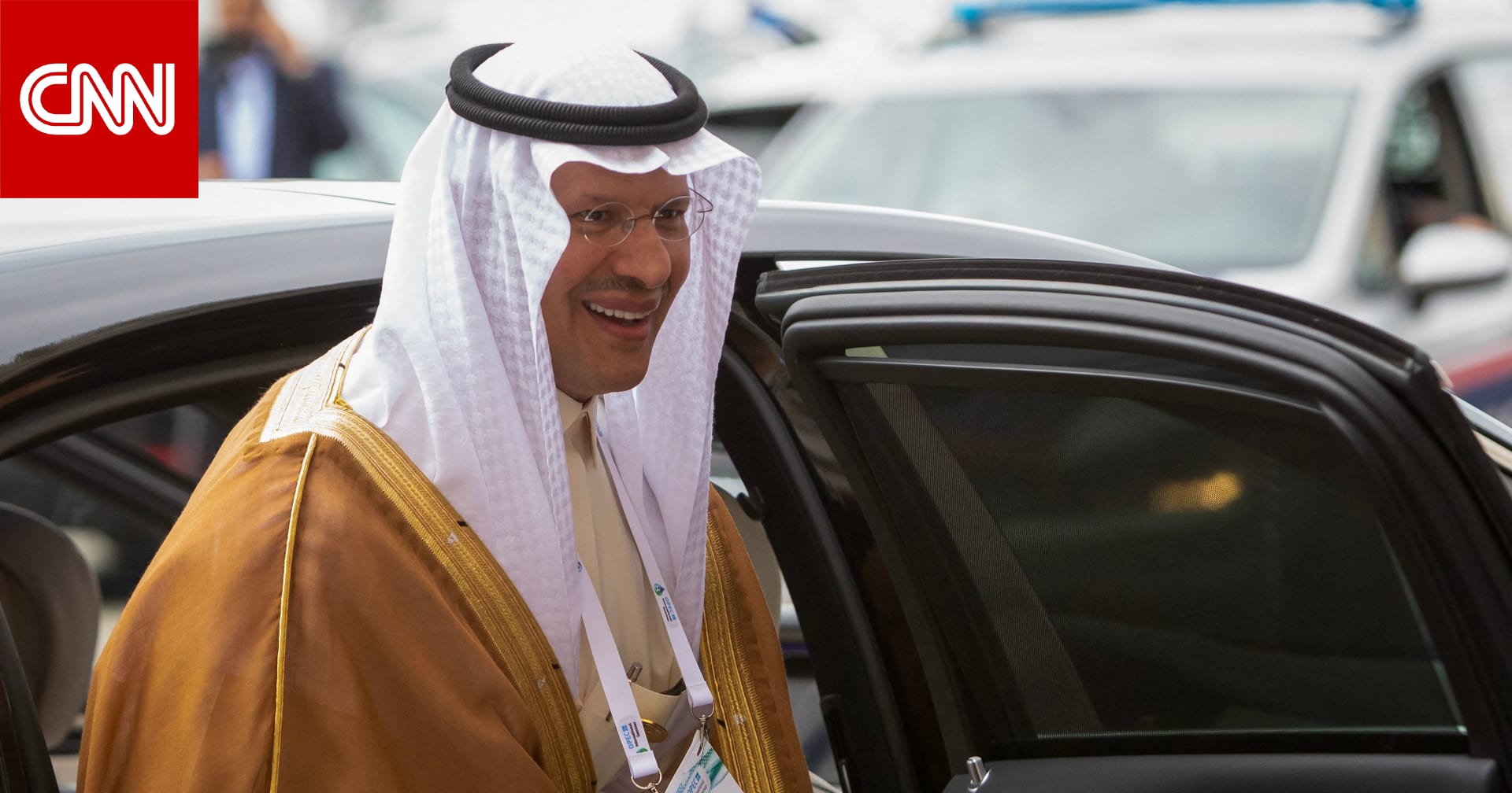 "السجود في الثلث الأخير" و"إيصال السلام لولي العهد".. وزير الطاقة السعودي يثير تفاعلا بتعامله مع سؤالين