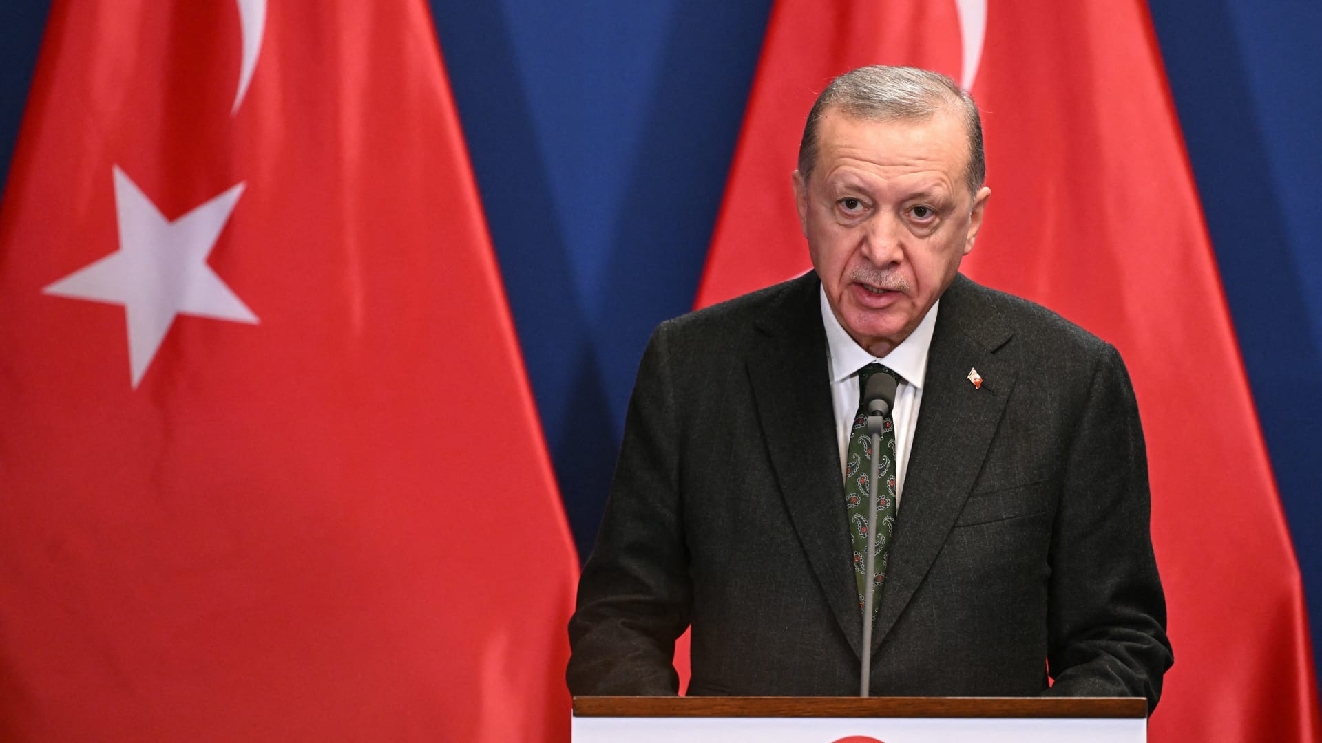 كيف رد كبار السياسيين الإسرائيليين على تشبيه أردوغان لتصرفات نتنياهو بهتلر؟