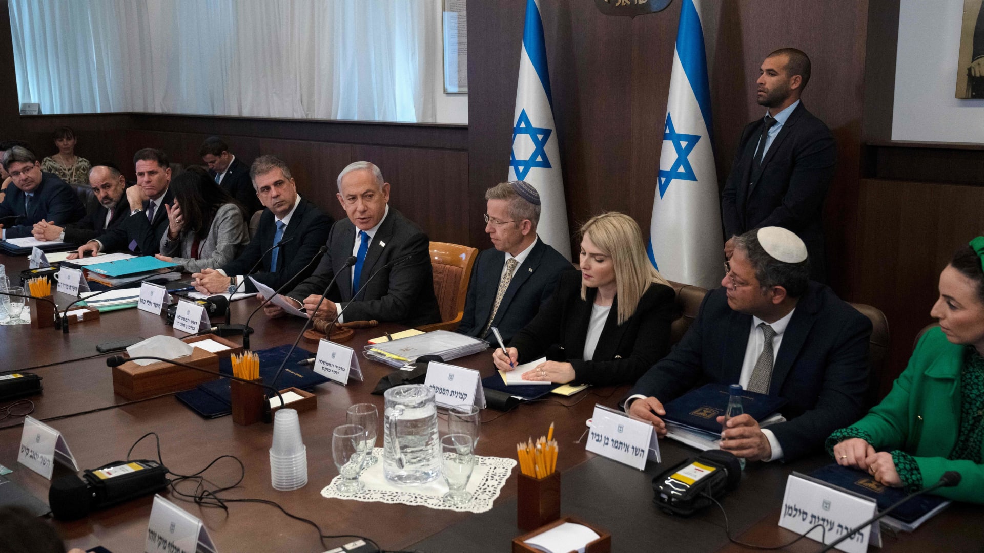 مصادر تكشف لـCNN أبرز بنود صفقة محتملة بين إسرائيل وحماس بشأن الرهائن