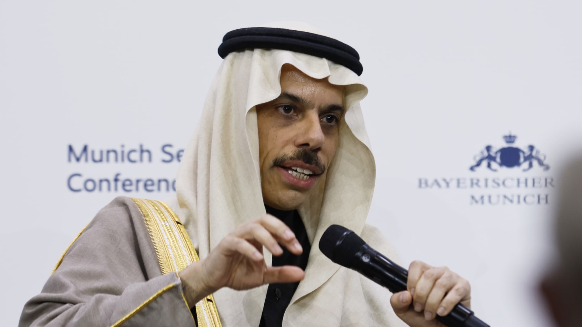 وزير خارجية السعودية من ميونخ: النظام العالمي القديم لم يعد يعمل كما ينبغي ويشهد تفككا متزايدا