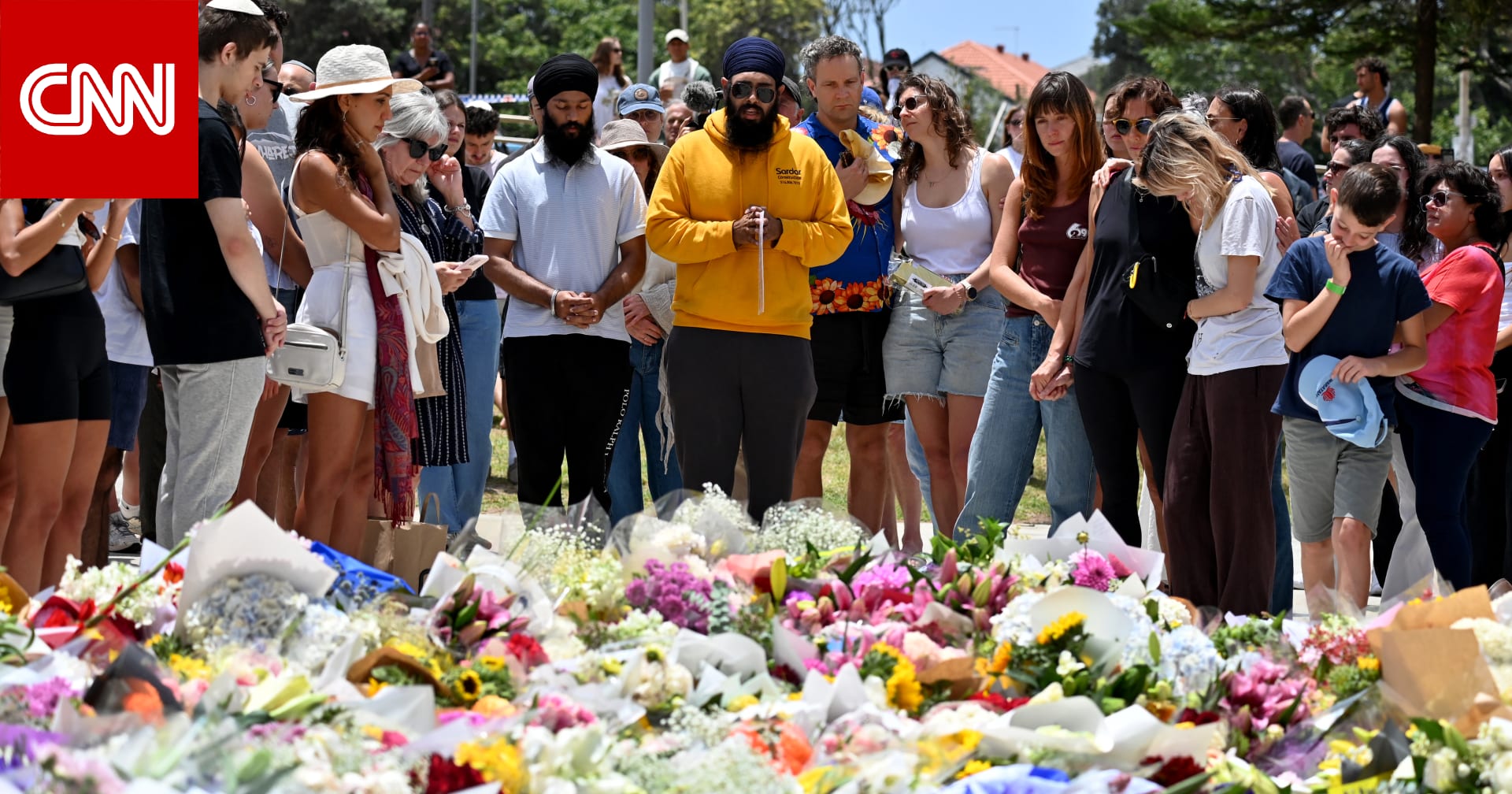 أشاد به ترامب.. من هو أحمد الأحمد الذي انتزع بندقية أحد مهاجمي سيدني بأستراليا؟
