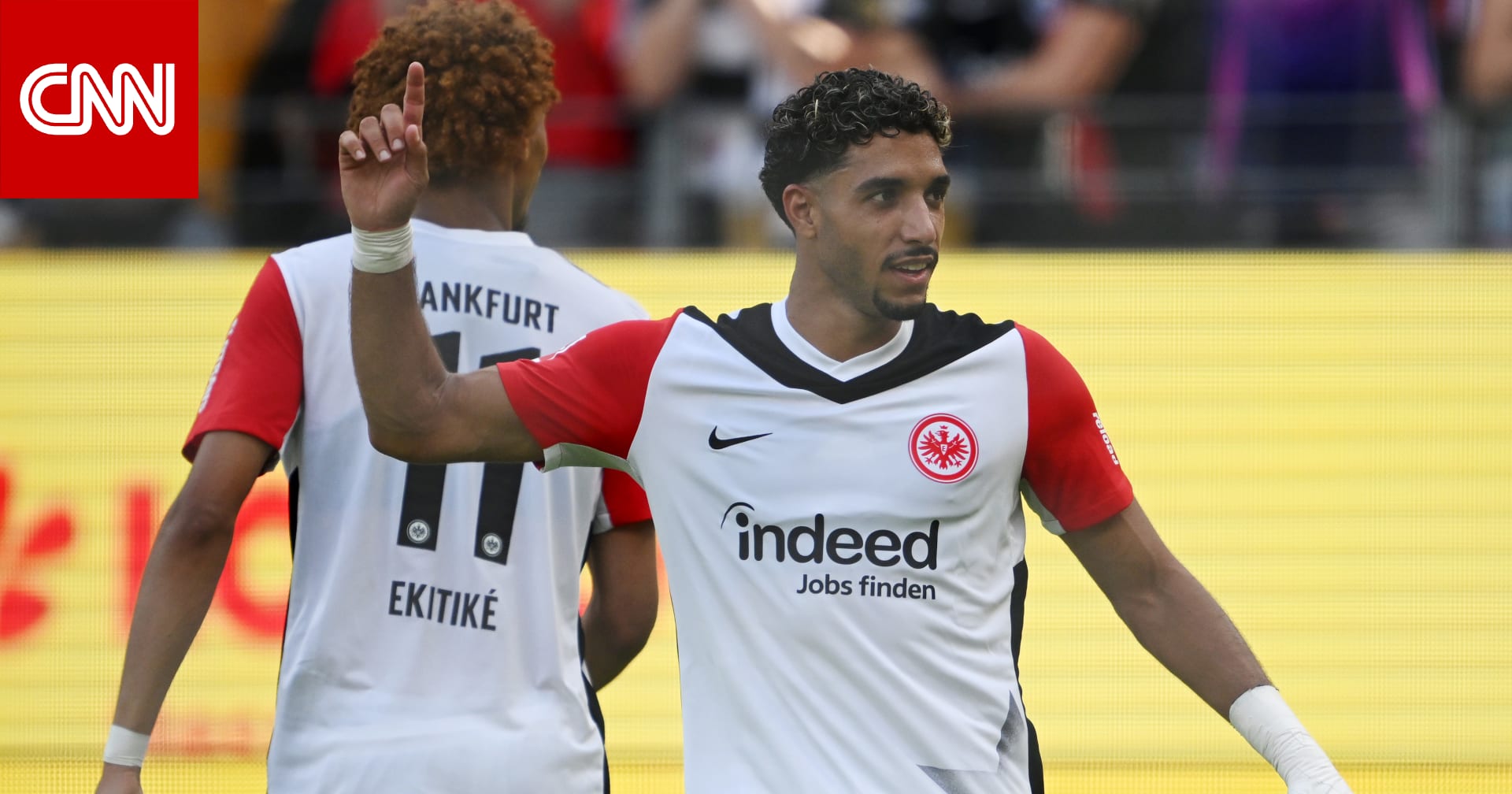 إشادات تنهال عليه.. عمر مرموش يتصدر المشهد في الدوري الألماني