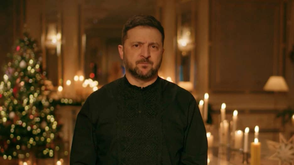 قصف روسي على أوكرانيا عشية عيد الميلاد.. وزيلينسكي: هذا ما يفعله من لا يمتّون إلى المسيحية أو الإنسانية بصلة
