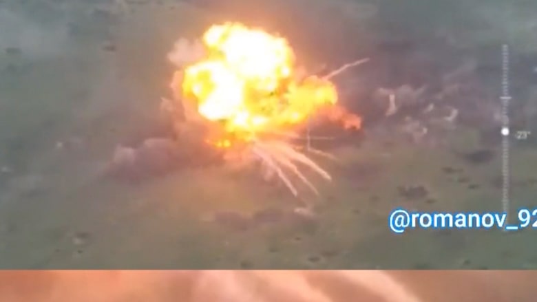 باستخدام تكيتك جديد.. مزاعم روسية بتفجير دبابة أوكرانية تحمل 5 أطنان من المتفجرات