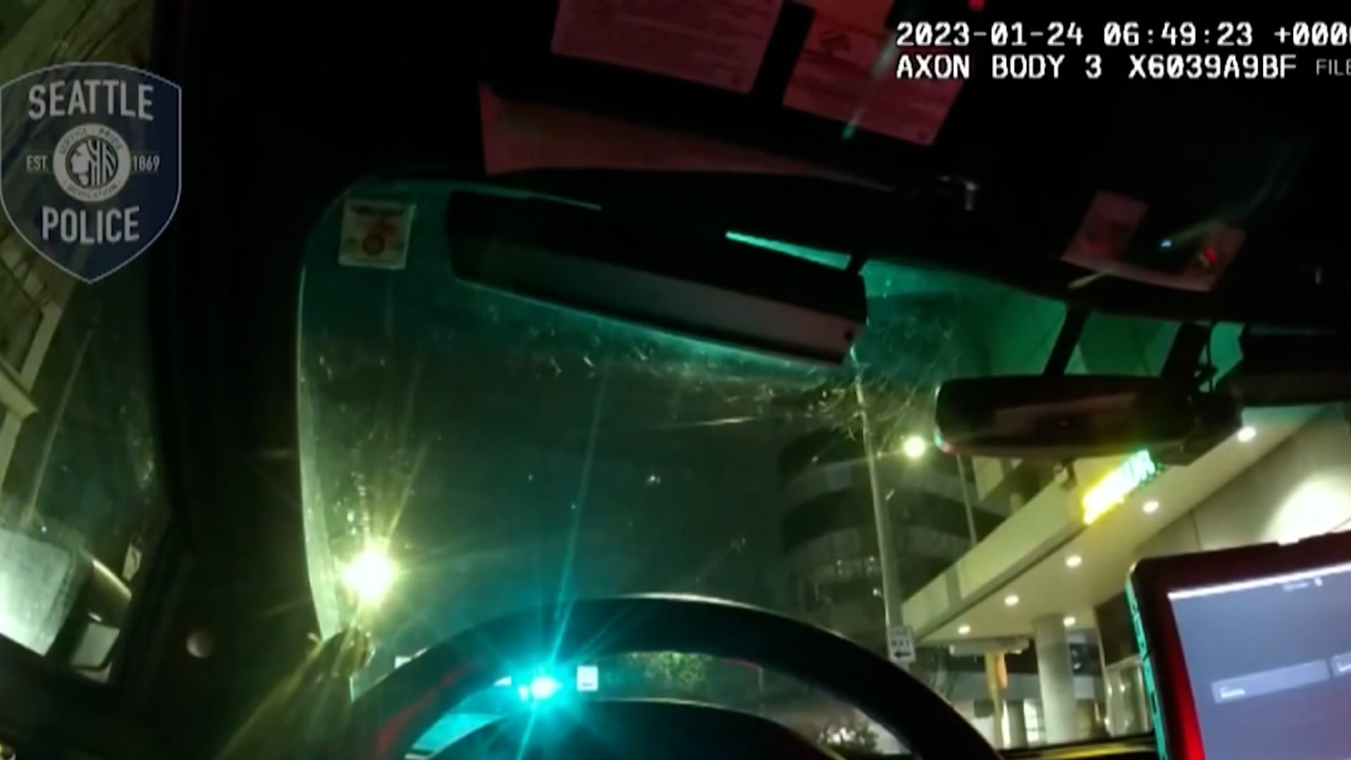 "كانت قيمتها محدودة".. تعليقات ضابط بعد دهس زميله لشابة وقتلها تثير غضبًا بأمريكا